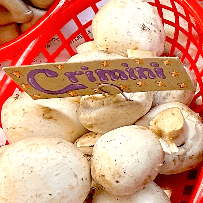 Cultivated Crimini (Button) Mushrooms 8 oz