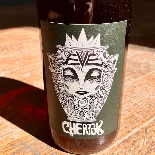 2022 Chertok "Eve" Red