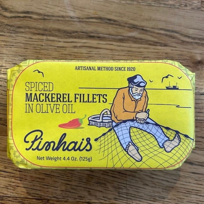 Pinhais Spiced Mackerel Fillets in Olive Oil 4.4oz