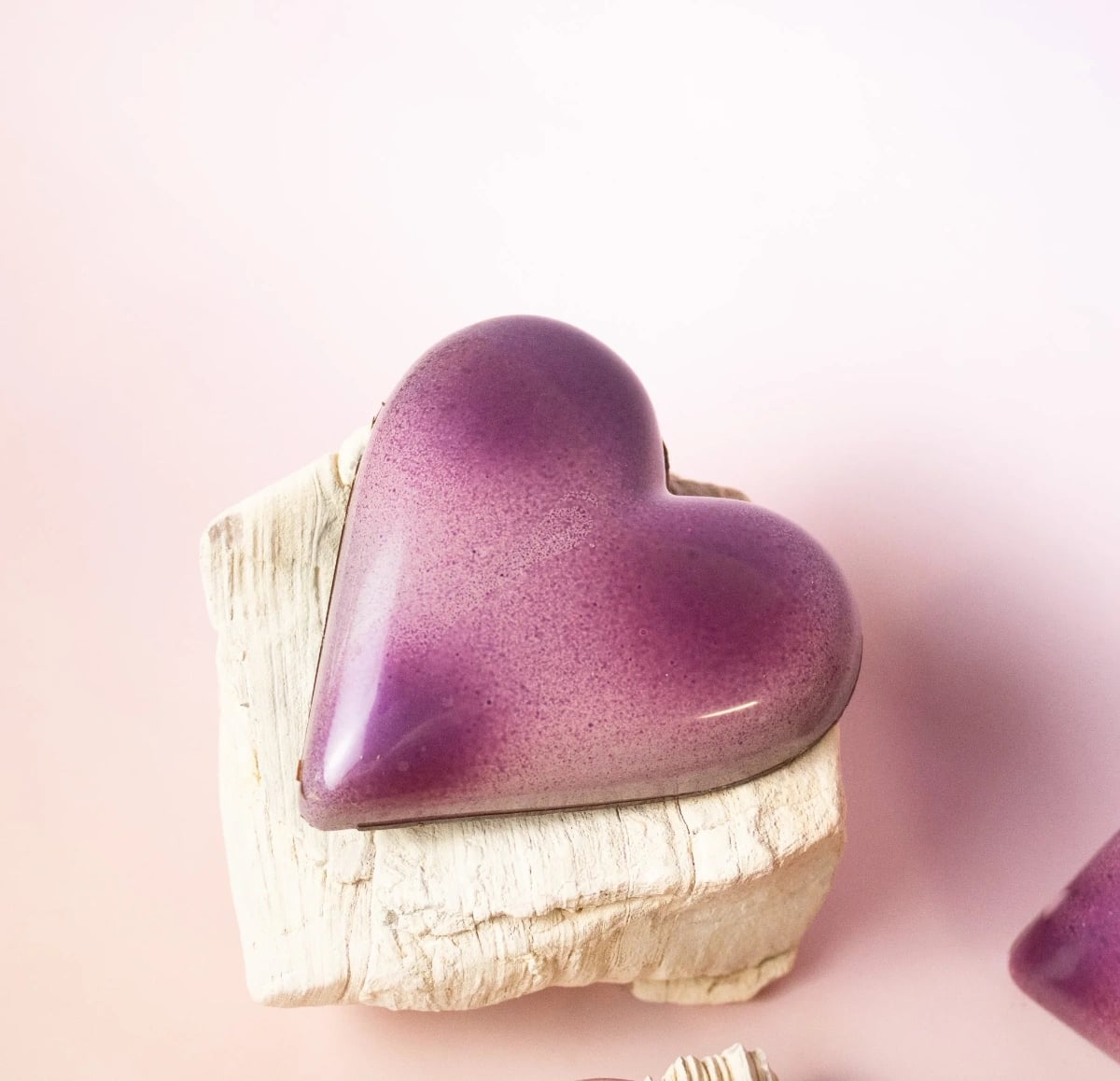 Petrova Passionfruit & Hazelnut Heart Bar