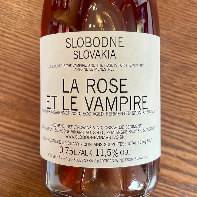 2020 Slobodne "Le Rose et Le Vampire" Rose