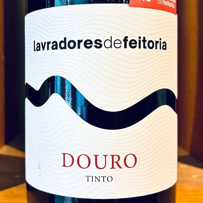 2022 Lavradores de Feitoria Douro Tinto